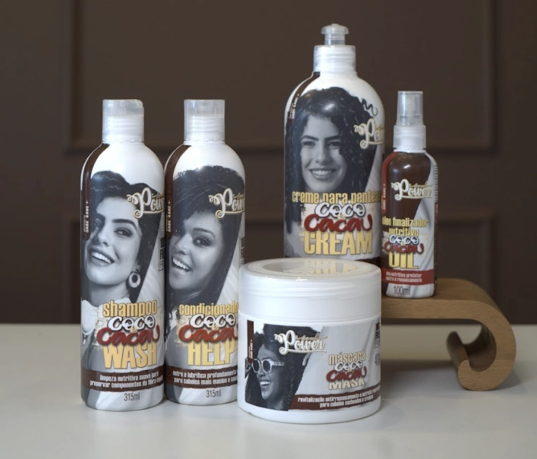 Como evitar o frizz e ressecamento no verão